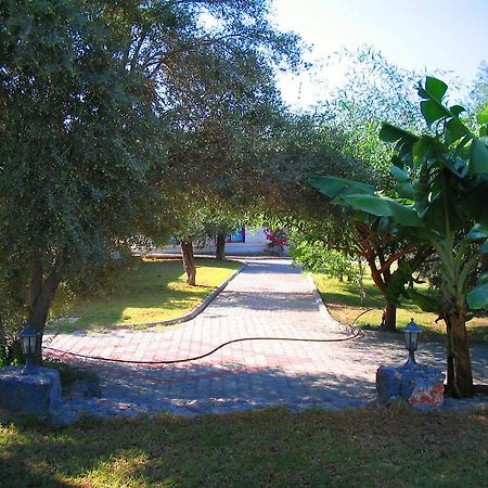Bare Hill Holiday Village Elea Экстерьер фото