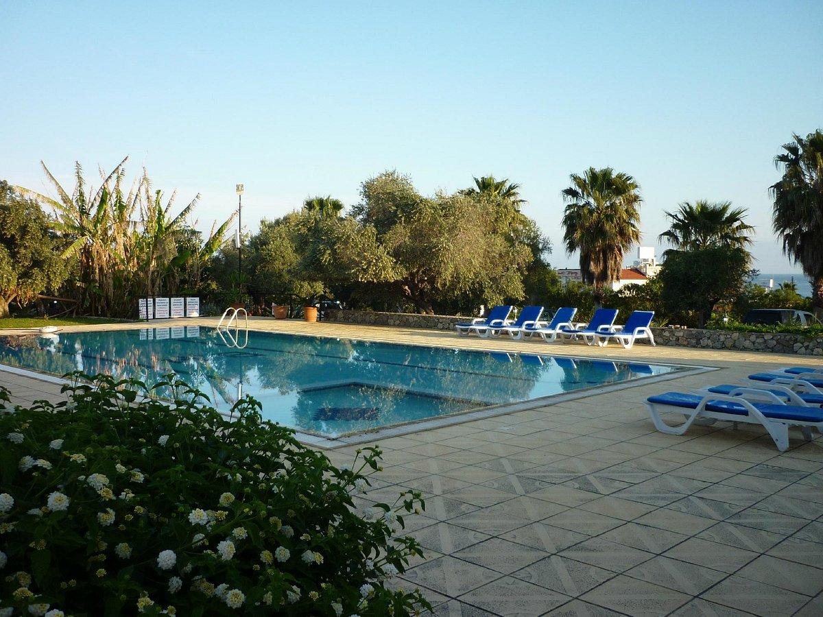 Bare Hill Holiday Village Elea Экстерьер фото