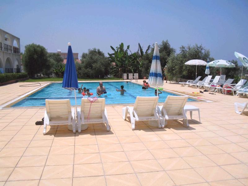 Bare Hill Holiday Village Elea Экстерьер фото