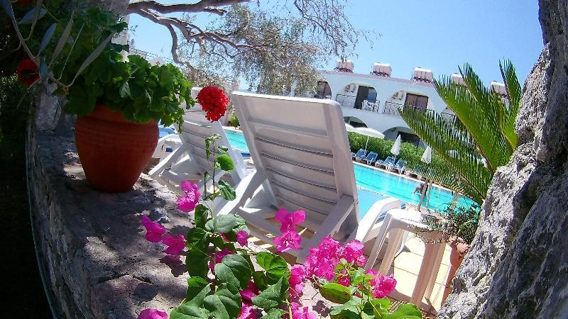 Bare Hill Holiday Village Elea Экстерьер фото