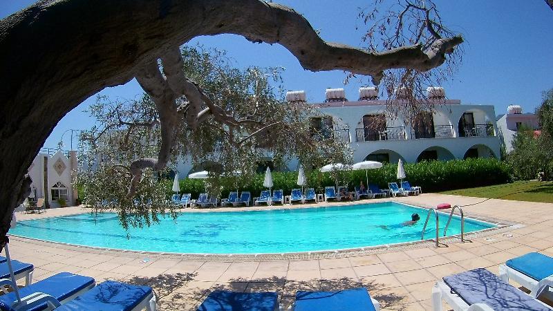 Bare Hill Holiday Village Elea Экстерьер фото