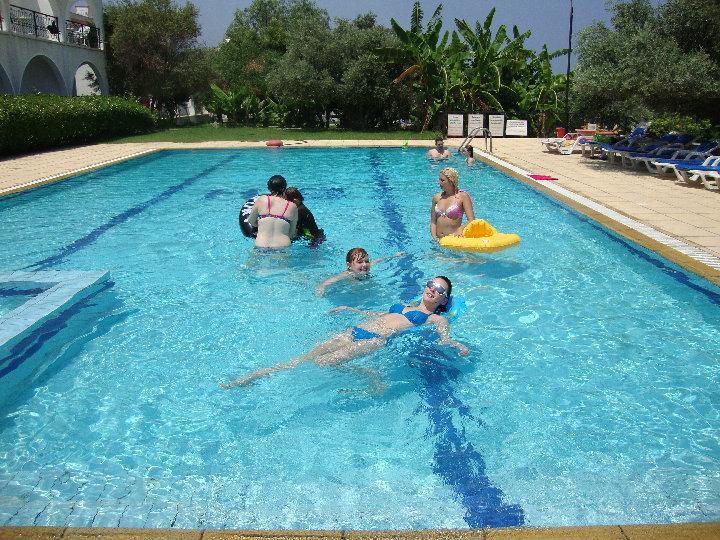 Bare Hill Holiday Village Elea Экстерьер фото