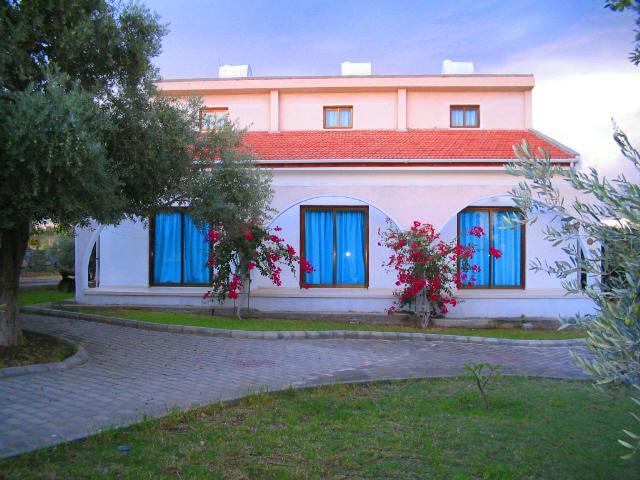 Bare Hill Holiday Village Elea Экстерьер фото